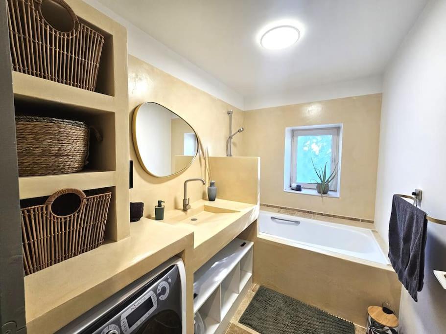 Le Gite De La Marquise - Elegant Appartement Avec Terrasse - Montboucher-sur-Jabron Extérieur photo